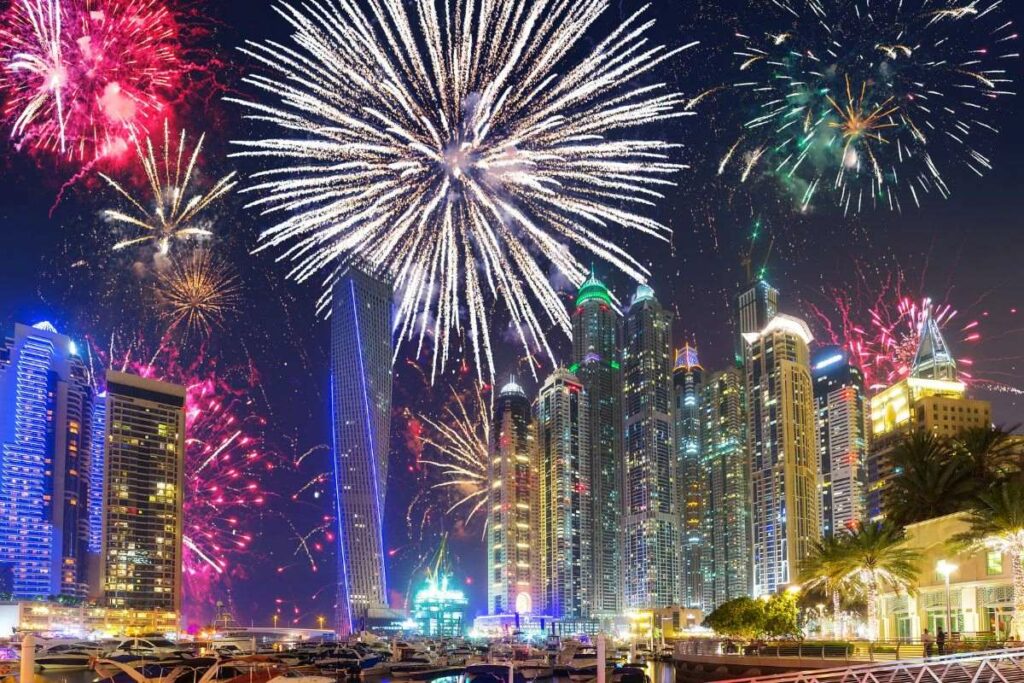 الألعاب الناري في دبي 