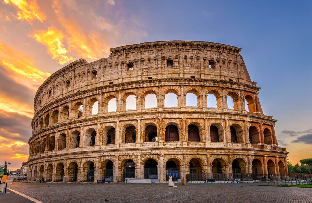 مدرج الكولوسيوم في روما 