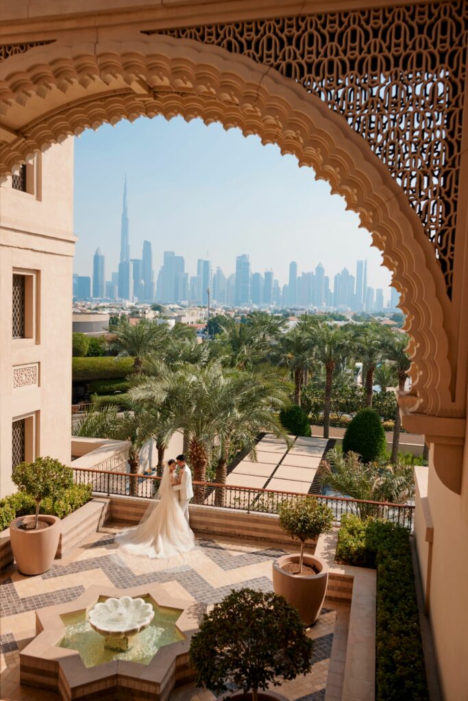  برزت دبي كمدينة مفضلة لإقامة حفلات الزفاف 