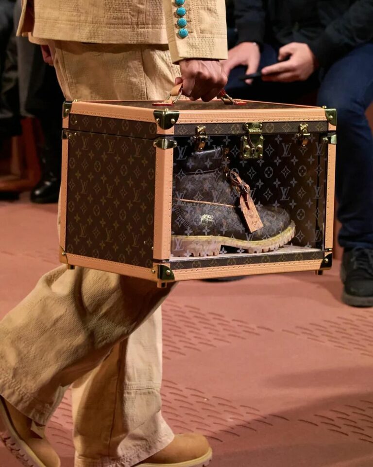 أحذية Louis Vuitton x Timberland
