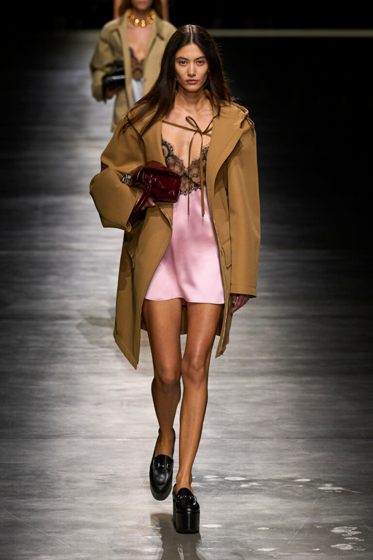 من عرض Gucci