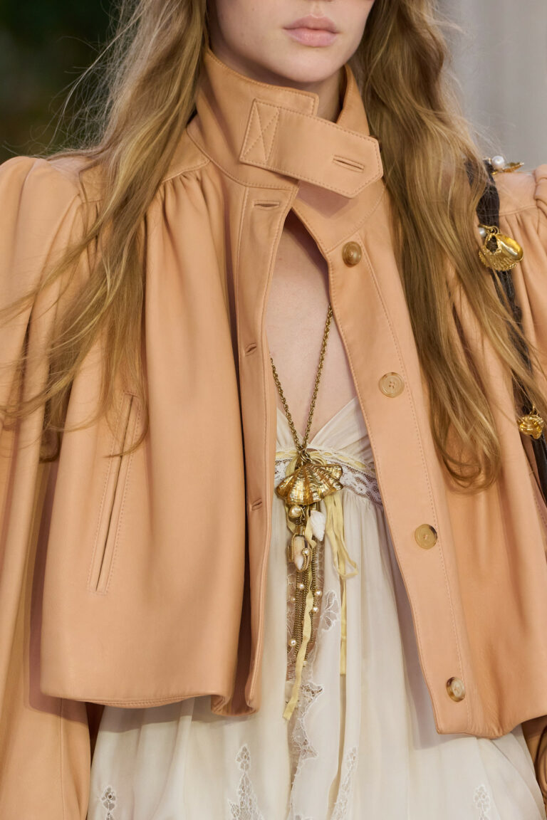 من عرض Chloe