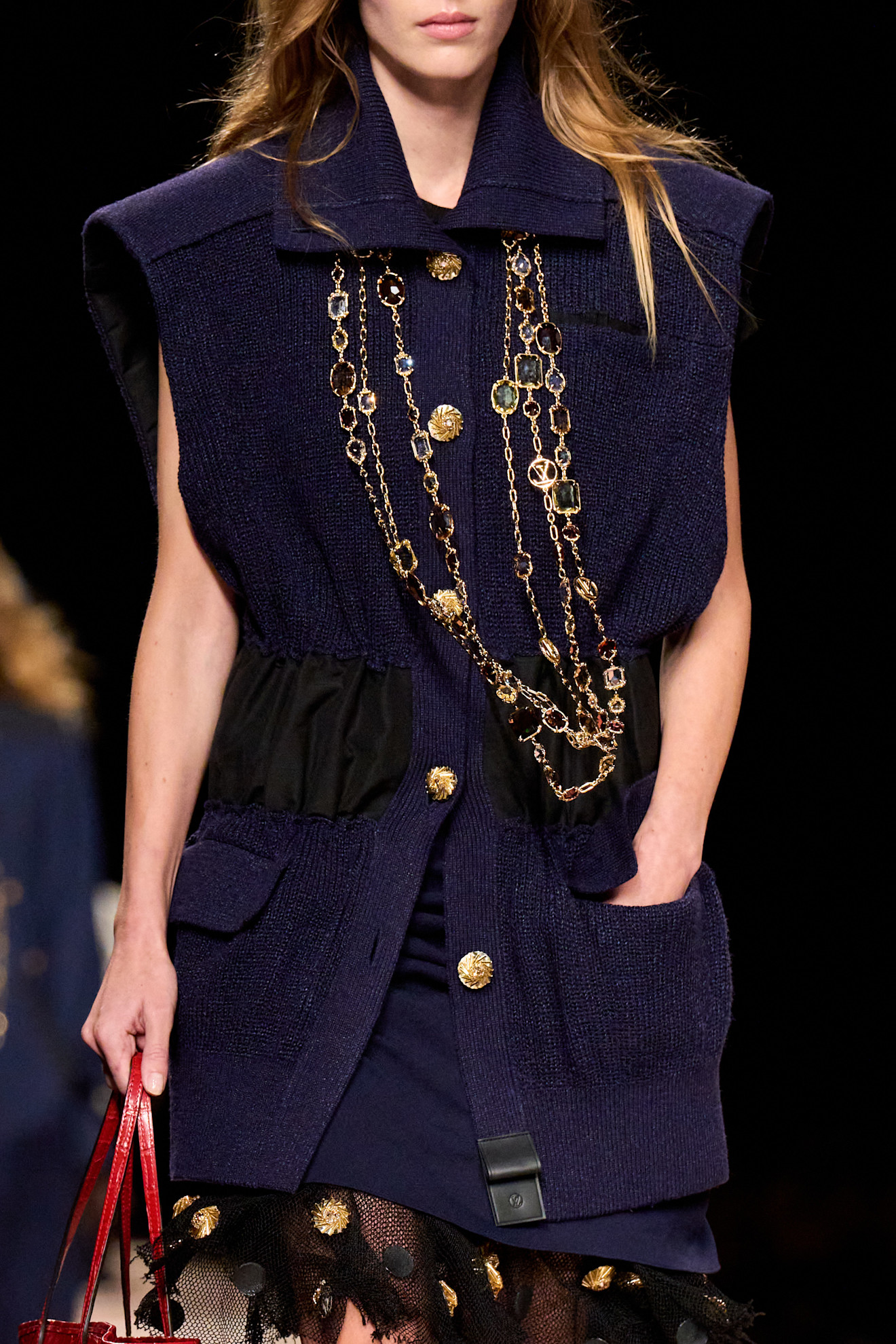 من عرض Louis Vuitton
