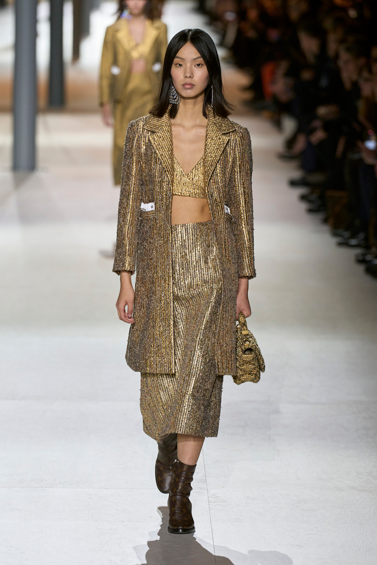 من عرض Louis Vuitton