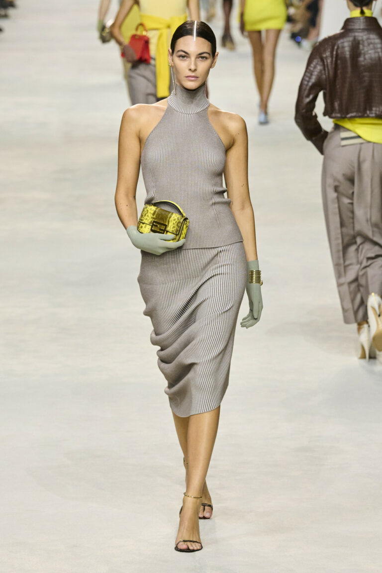 من عرض Fendi