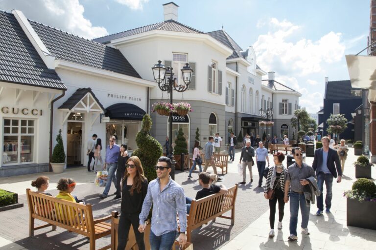 GCC travellers Europe shopping