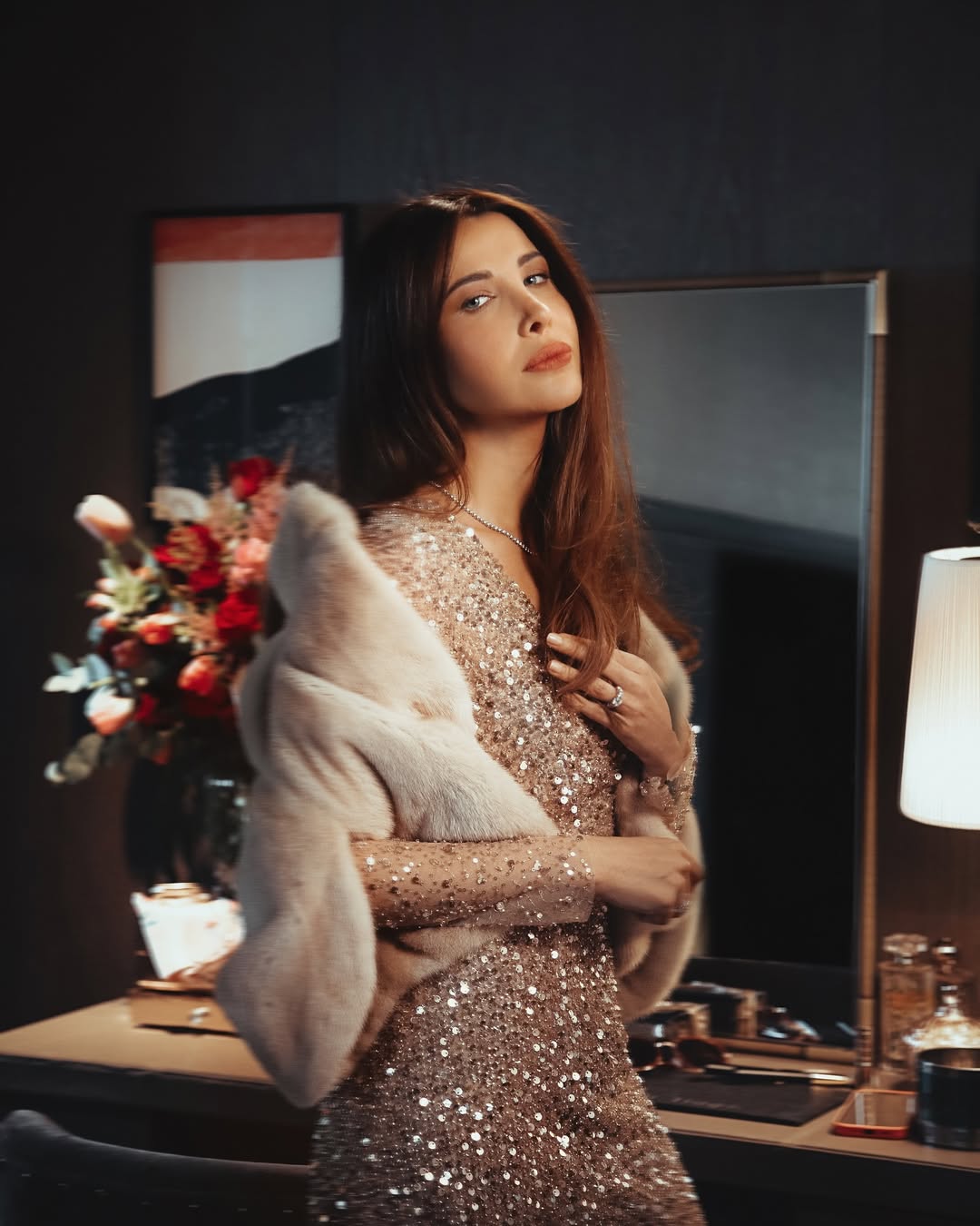 مكياج نانسي بلمسات ترابية ناعمة