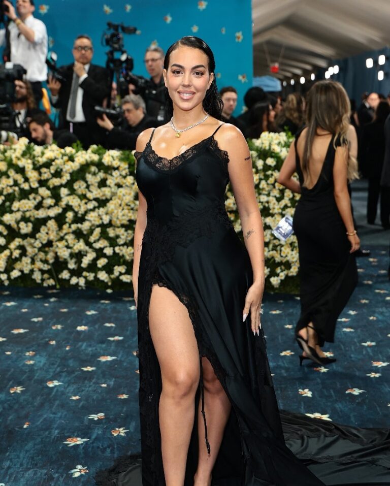 جورجينا رودريغيز Met Gala 2025