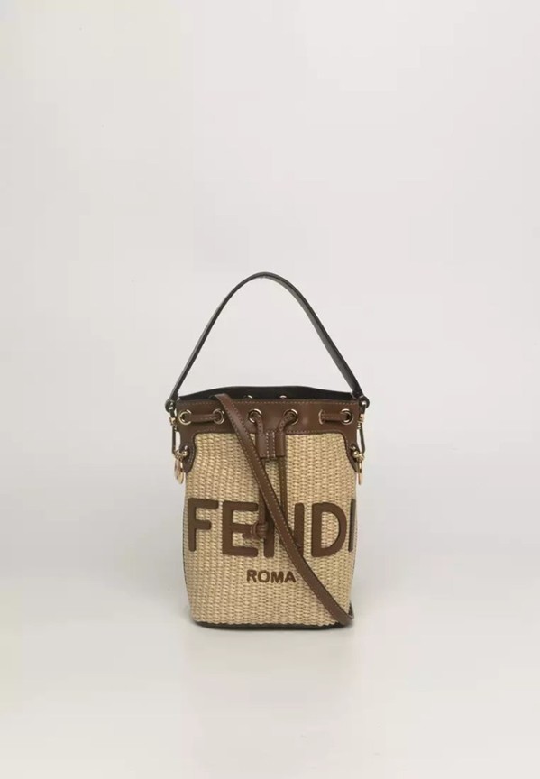حقيبة برج السرطان من Fendi