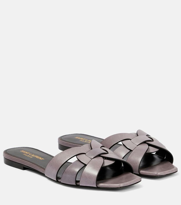 صندل من Saint Laurent