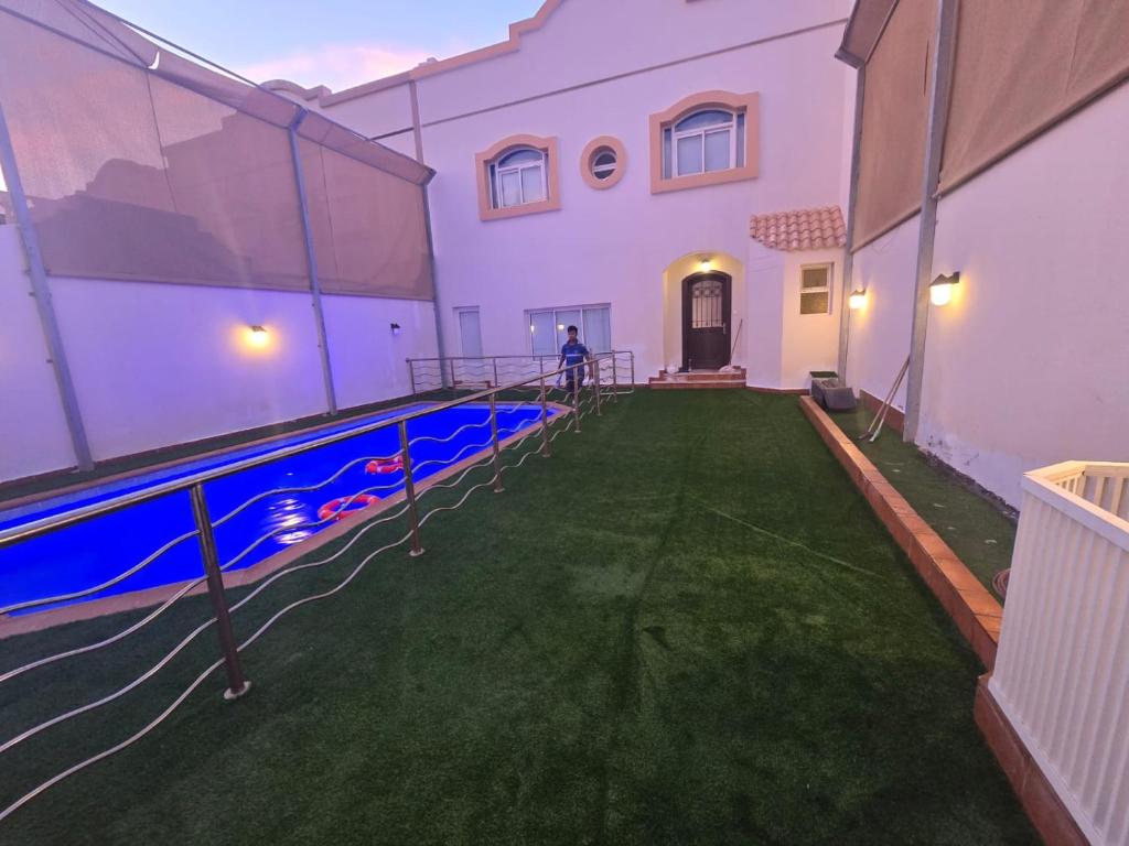 شاليهات فيلا هابي بيتش