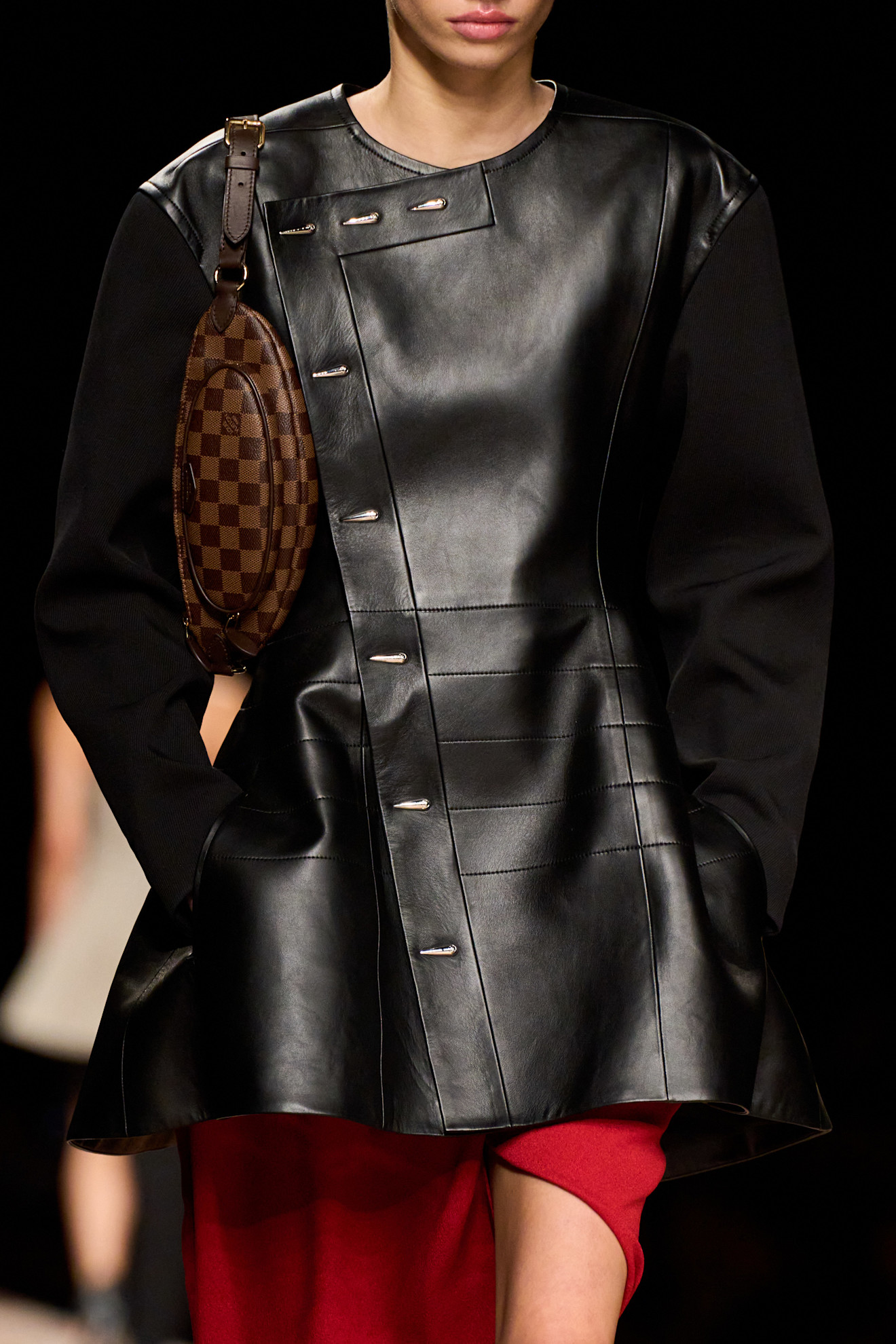 من عرض Louis Vuitton