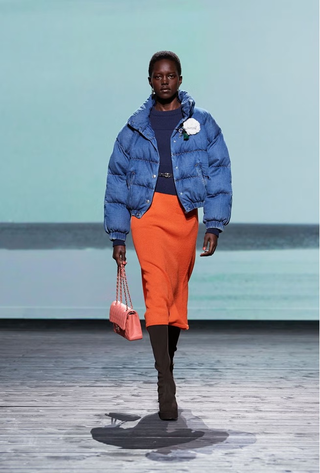 من عرض Chanel