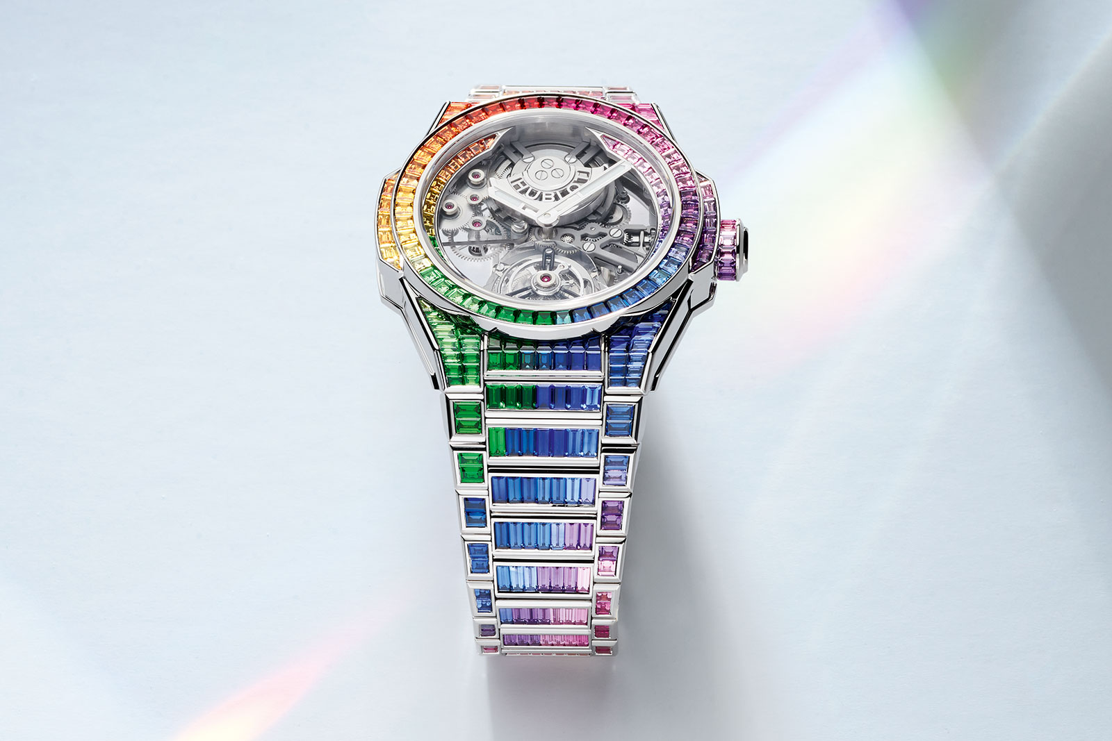ساعة Hublot Big Bang Integrated Tourbillon Sapphire Rainbow