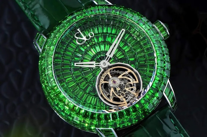 ساعة Jacob & Co Caviar Tourbillon Tsavorites