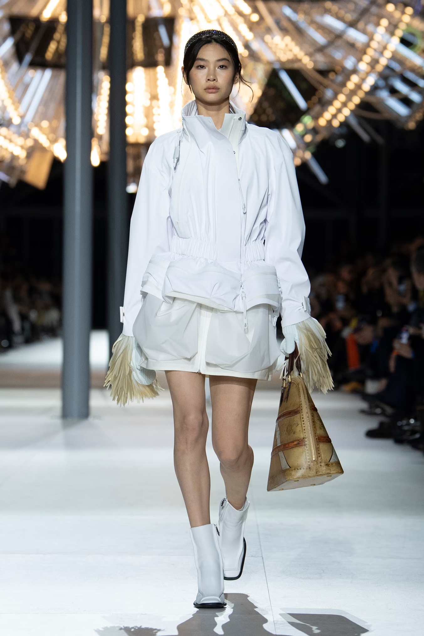 من عرض Louis Vuitton