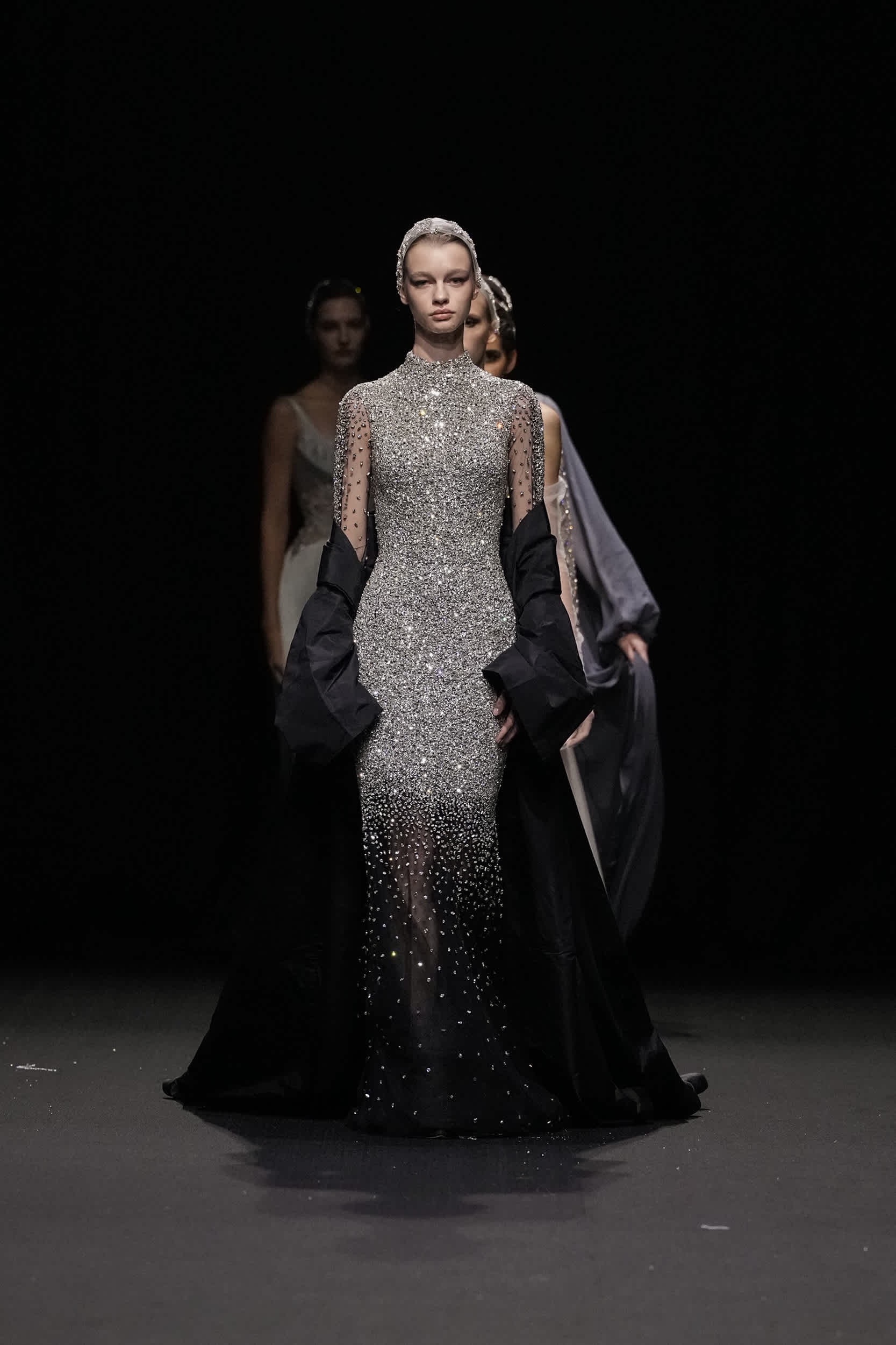من عرض Paolo Sebastian
