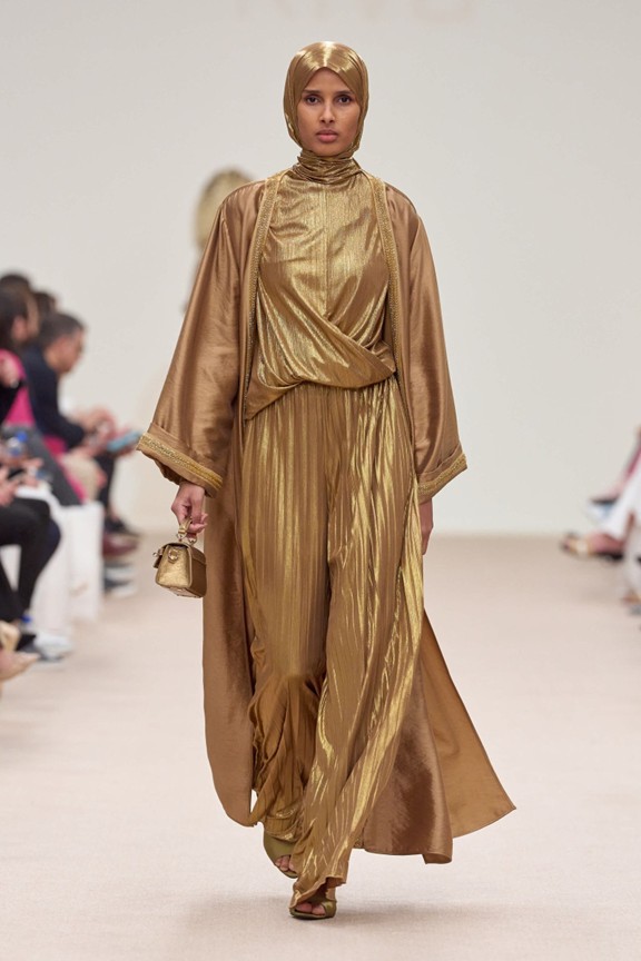 من عرض Riva