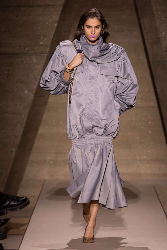 من عرض Chloé