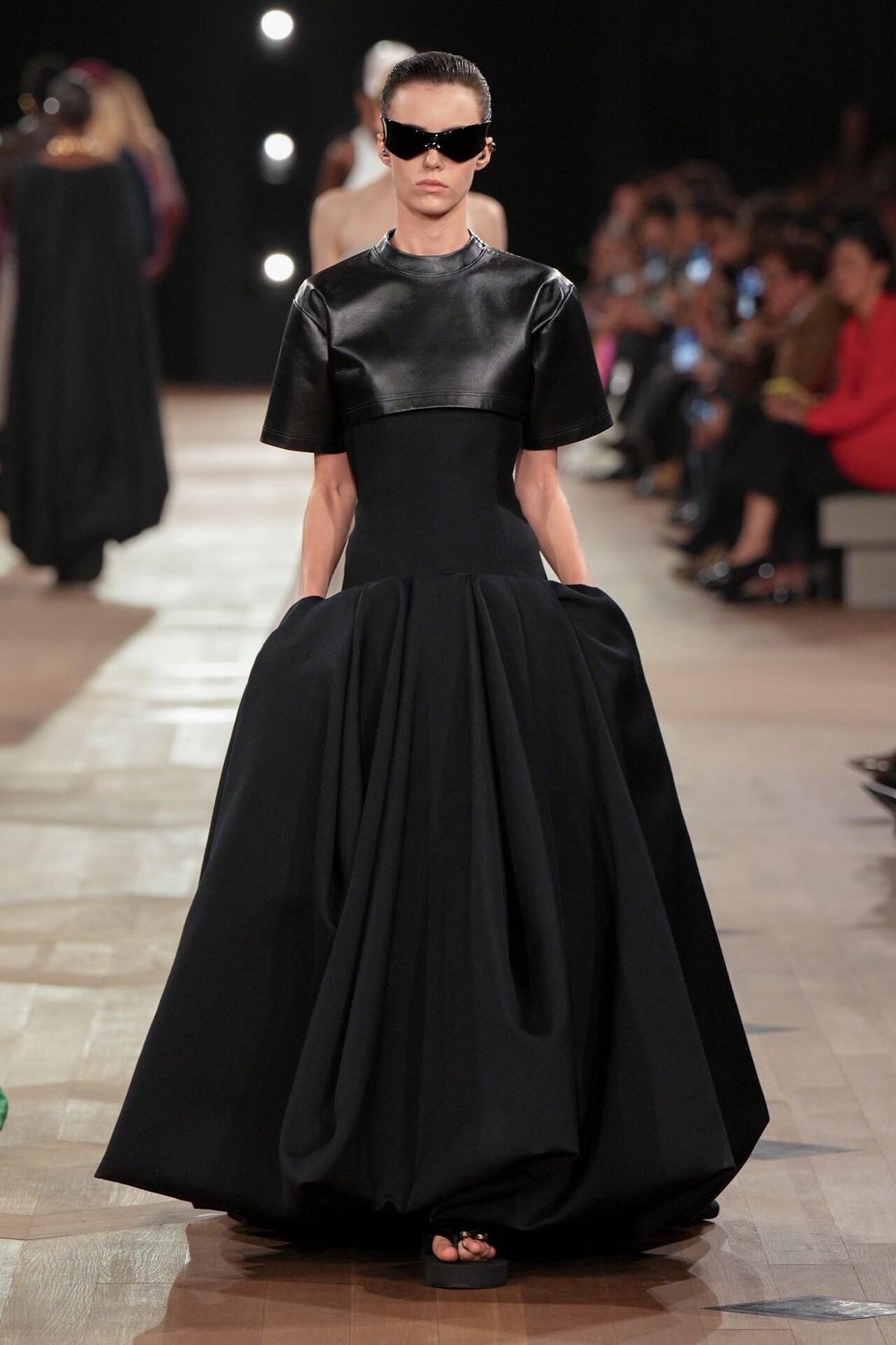 استلهم بيكولي مجموعته من فستان "Sack Dress" الشهير لعام 1957