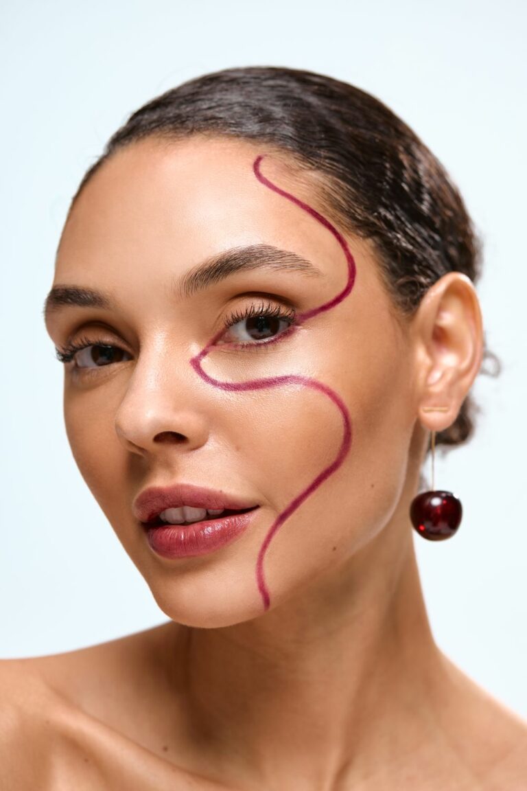 الشفاه الكورية مع Benefit Cosmetics