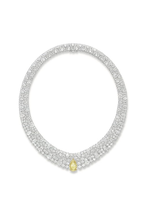 عقد Talk to Me بالألماس الأصفر من Harry Winston