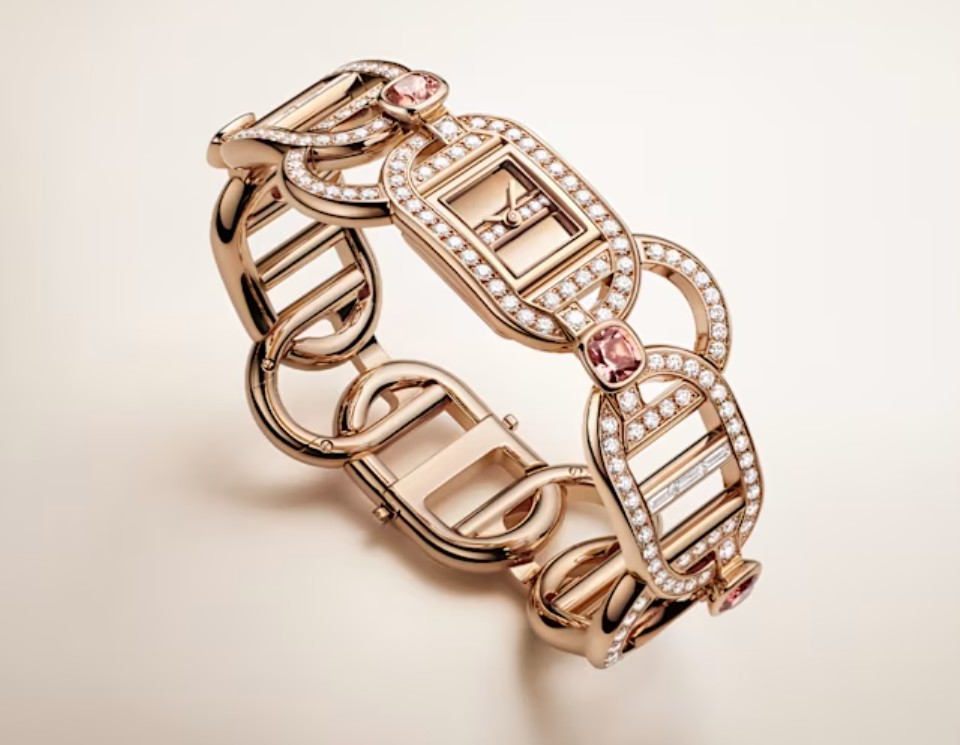 ساعة من Hermes