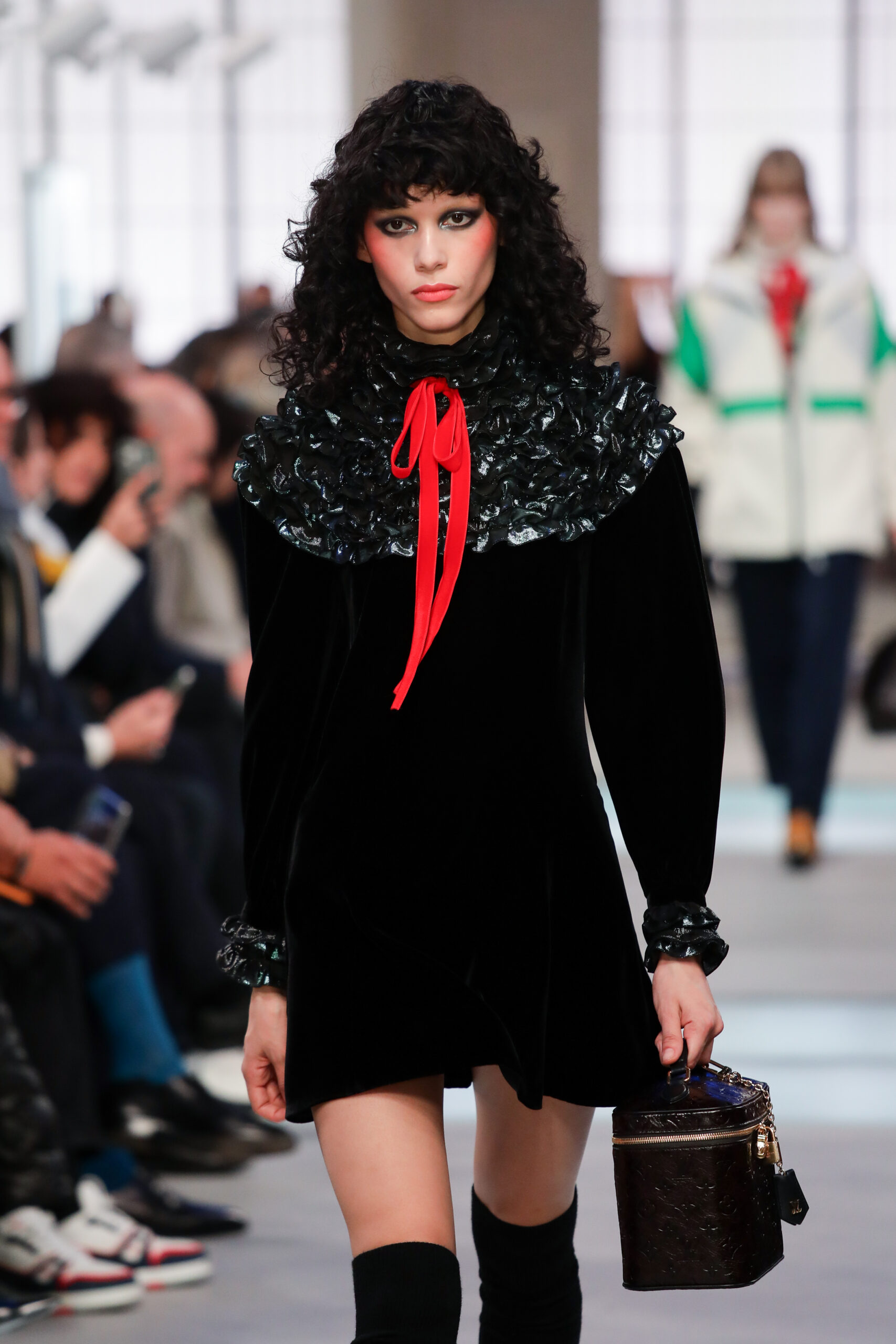 من عرض LOUIS VUITTON