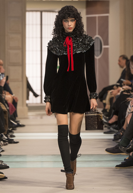 من عرض Louis Vuitton