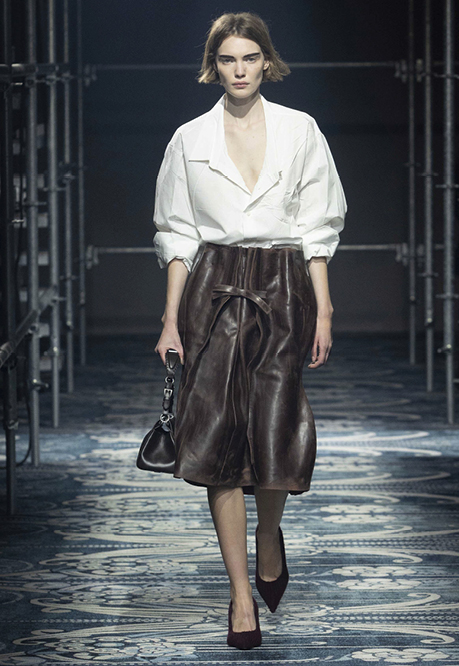 من عرض Prada