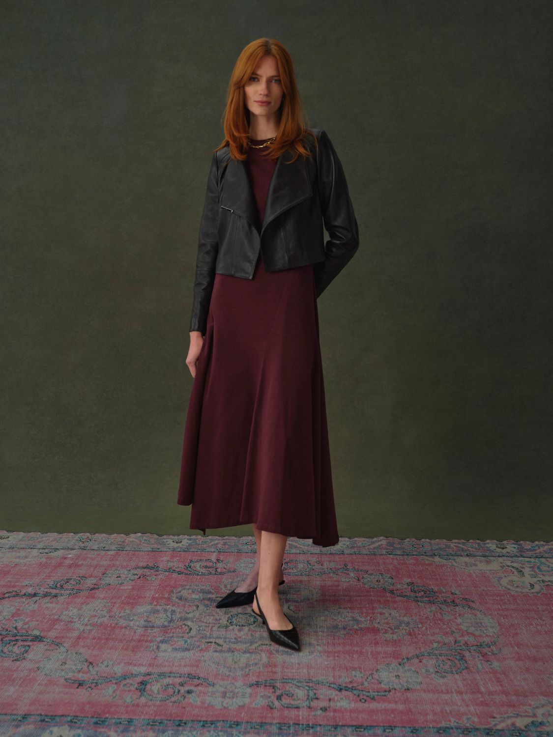 تتميز تصاميم Ted Baker بالدفء والأناقة في آن واحد