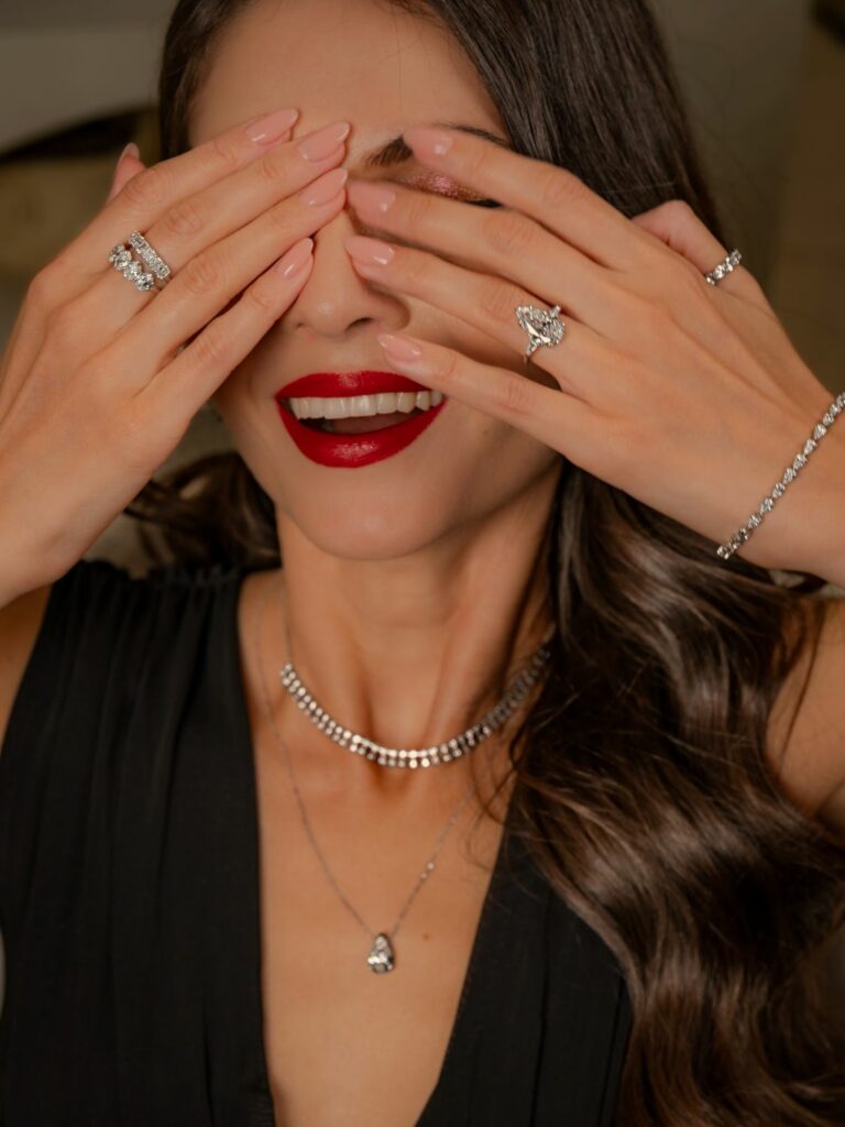 مجموعة Etika Jewels الاحتفالية