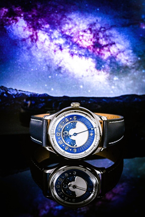 ساعة من Metrical Watch، إصدار مبتكر بتصميم عصري