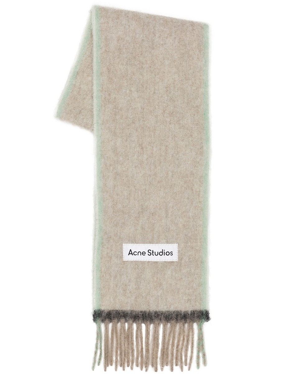 شال من Acne Studios