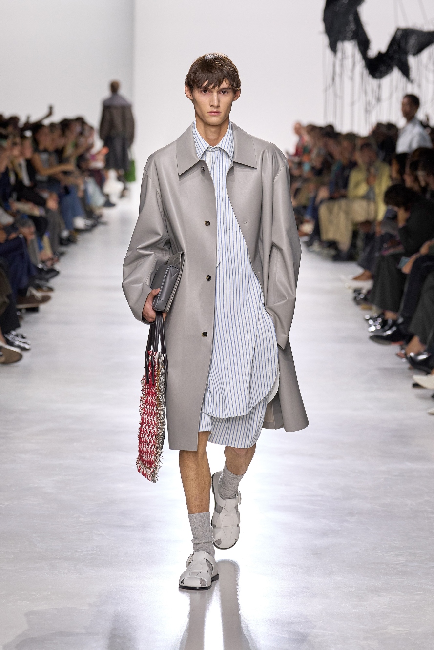 من عرض Bottega Veneta