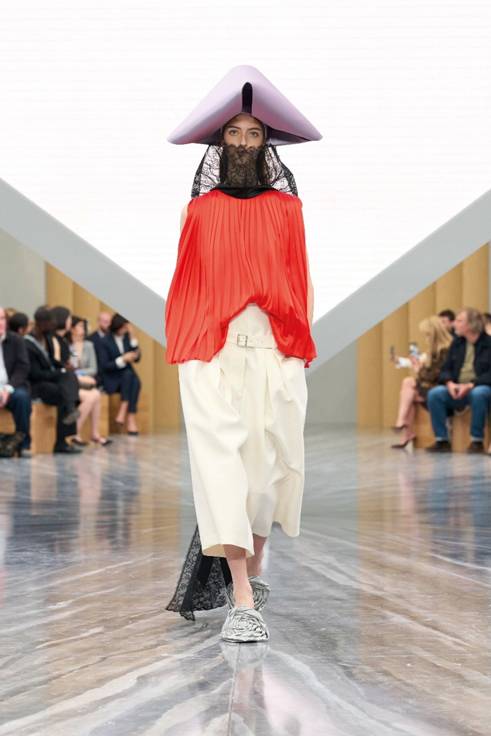 من عرض Dior